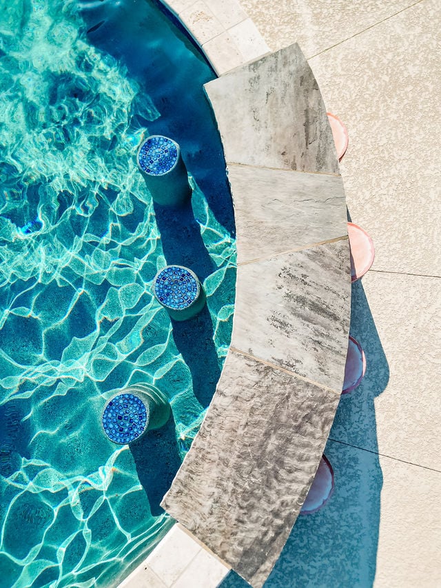 6c1e2fde369489080f41ec0f2b54c13a-large