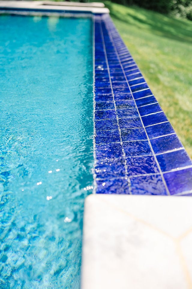 82371bdb5e806f7a2a7ee40c1ccc498d-large