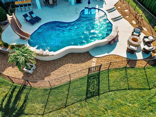 8db445d59530d1f89f7bc3a4c67c4437-large