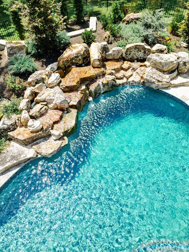 d161e979557b0c116383c76003a4c4ef-large